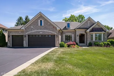 405 Fox Glove Lane Barrington IL 60010