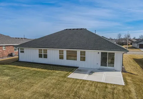 1009 Spring Street Manteno IL 60950
