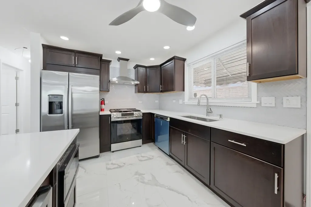 9417 South Lowe Avenue Chicago IL 60620