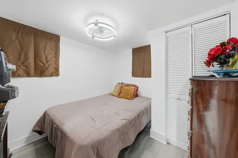 9417 South Lowe Avenue Chicago IL 60620