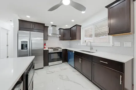 9417 South Lowe Avenue Chicago IL 60620