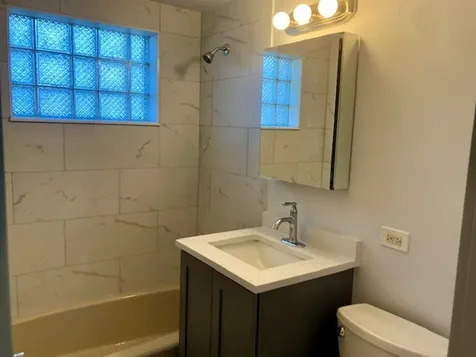 511 North Manchester Place Chicago Heights IL 60411