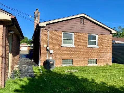 511 North Manchester Place Chicago Heights IL 60411