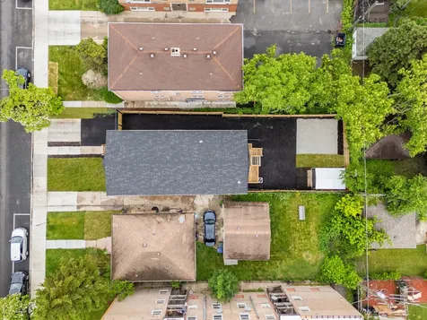 806 South 19th Avenue Maywood IL 60153