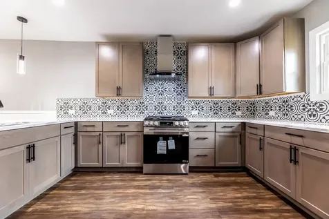 806 South 19th Avenue Maywood IL 60153