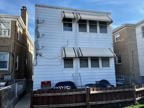 5552 North Major Avenue Chicago IL 60630