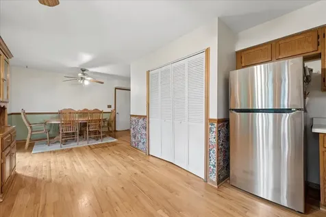 901 Portsmouth Drive Island Lake IL 60042