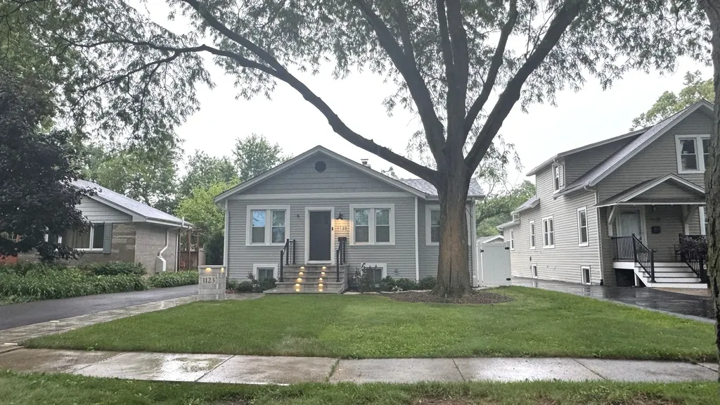 1123 Santa Rosa Avenue Wheaton IL 60187