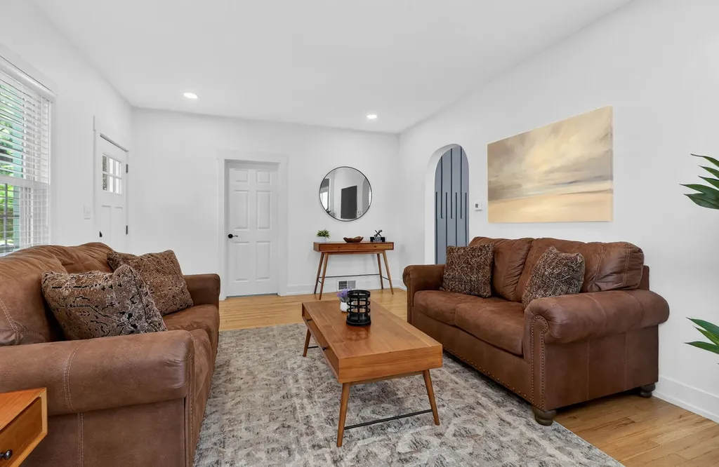 1123 Santa Rosa Avenue Wheaton IL 60187