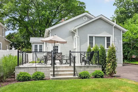 1123 Santa Rosa Avenue Wheaton IL 60187