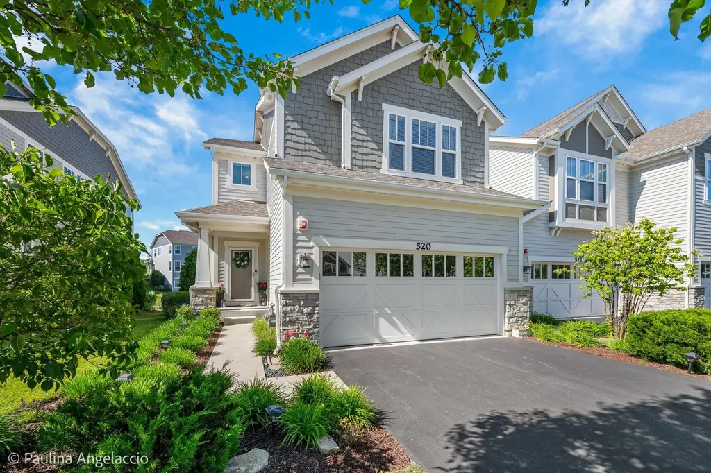 520 Pershing Court Barrington IL 60010