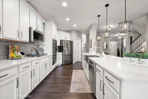 520 Pershing Court Barrington IL 60010