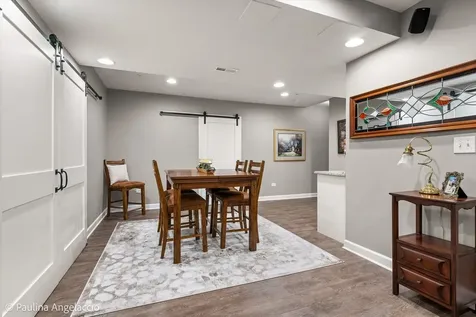 520 Pershing Court Barrington IL 60010