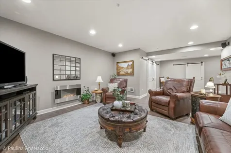 520 Pershing Court Barrington IL 60010
