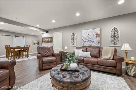 520 Pershing Court Barrington IL 60010