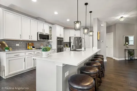 520 Pershing Court Barrington IL 60010