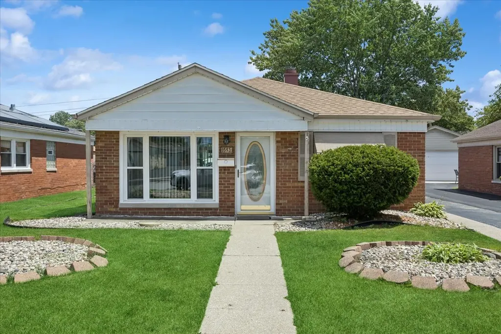 11637 South Harry J Rogowski Drive Merrionette Park IL 60803