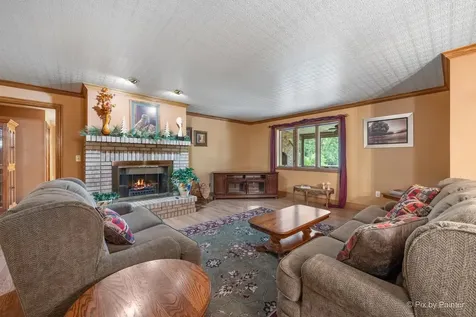 20481 Parade Court Marengo IL 60152