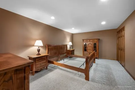 20481 Parade Court Marengo IL 60152