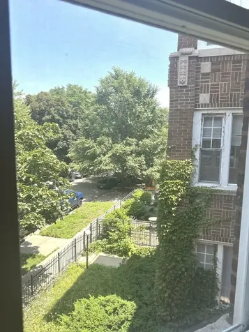 1141 West Columbia Avenue Chicago IL 60626
