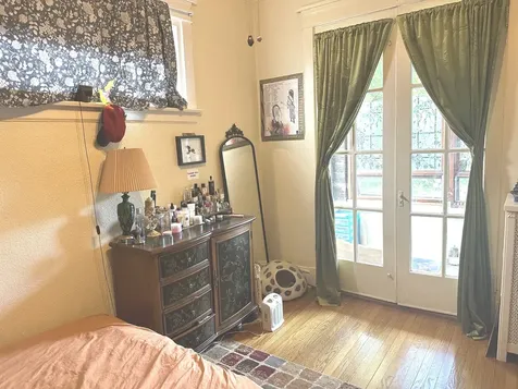 1141 West Columbia Avenue Chicago IL 60626