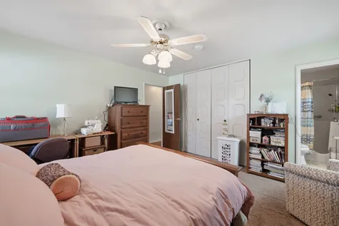1503 Haise Lane Elk Grove Village IL 60007