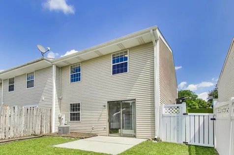 1116 Riverwood Drive Algonquin IL 60102
