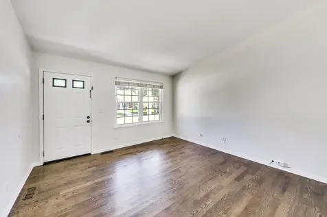 1116 Riverwood Drive Algonquin IL 60102
