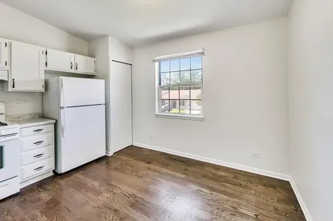 1116 Riverwood Drive Algonquin IL 60102