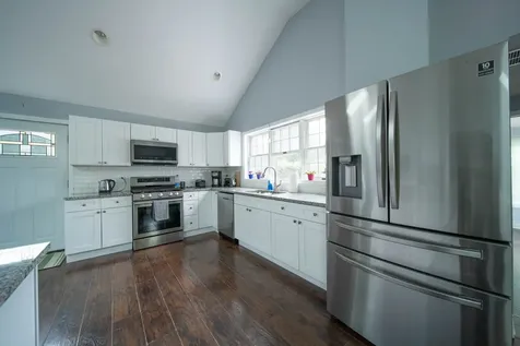 1704 Maple Avenue Northbrook IL 60062