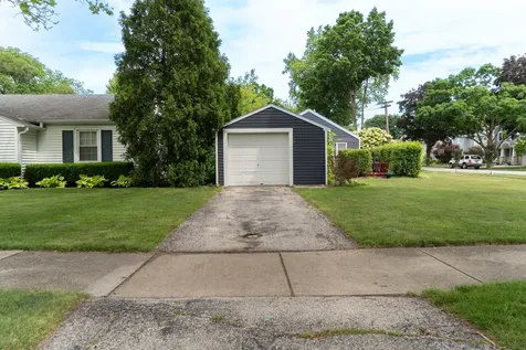 1704 Maple Avenue Northbrook IL 60062