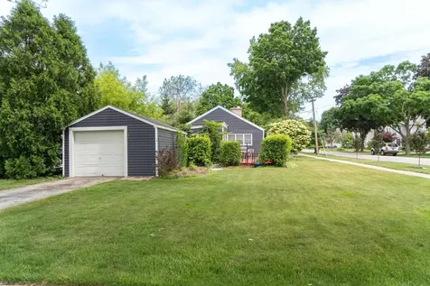 1704 Maple Avenue Northbrook IL 60062