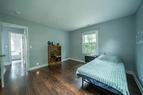 1704 Maple Avenue Northbrook IL 60062