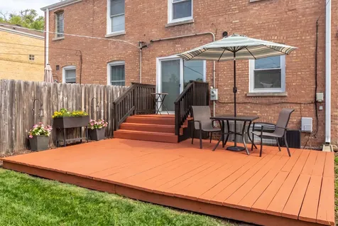 1645 Stockton Avenue Des Plaines IL 60018