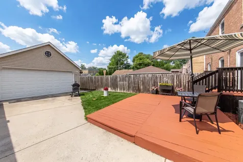 1645 Stockton Avenue Des Plaines IL 60018