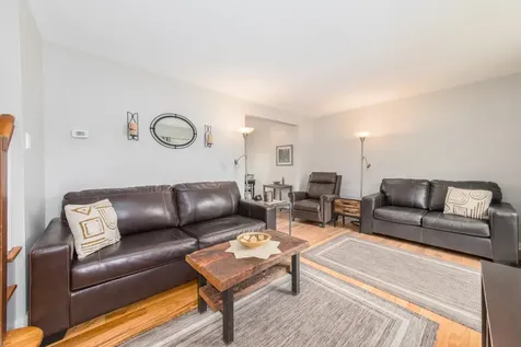 1645 Stockton Avenue Des Plaines IL 60018