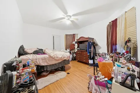 7806 South Cregier Avenue Chicago IL 60649