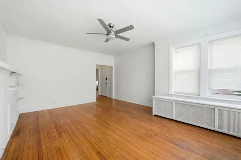 7806 South Cregier Avenue Chicago IL 60649