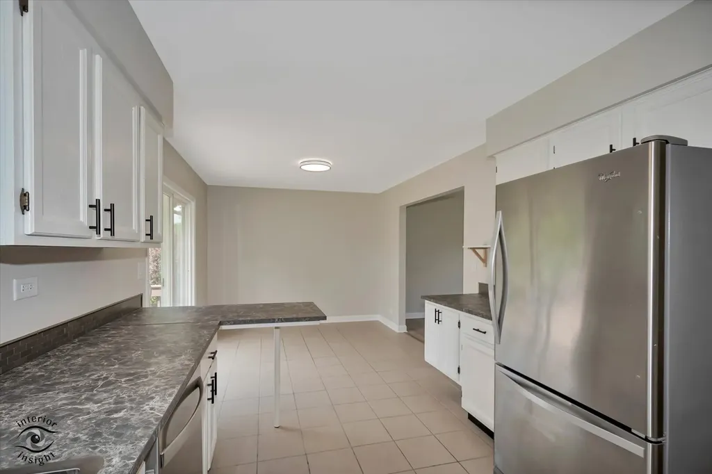 2n314 Euclid Avenue Glen Ellyn IL 60137