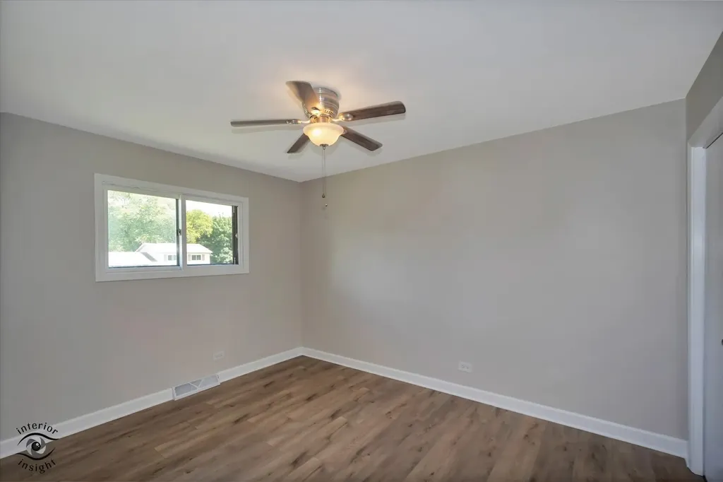 2n314 Euclid Avenue Glen Ellyn IL 60137