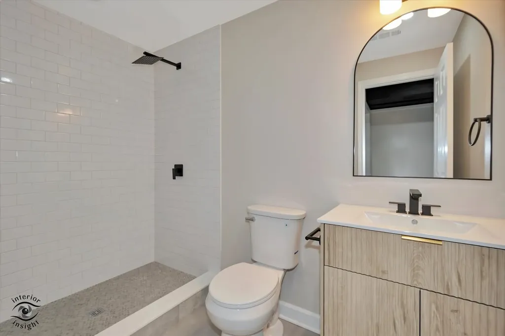2n314 Euclid Avenue Glen Ellyn IL 60137