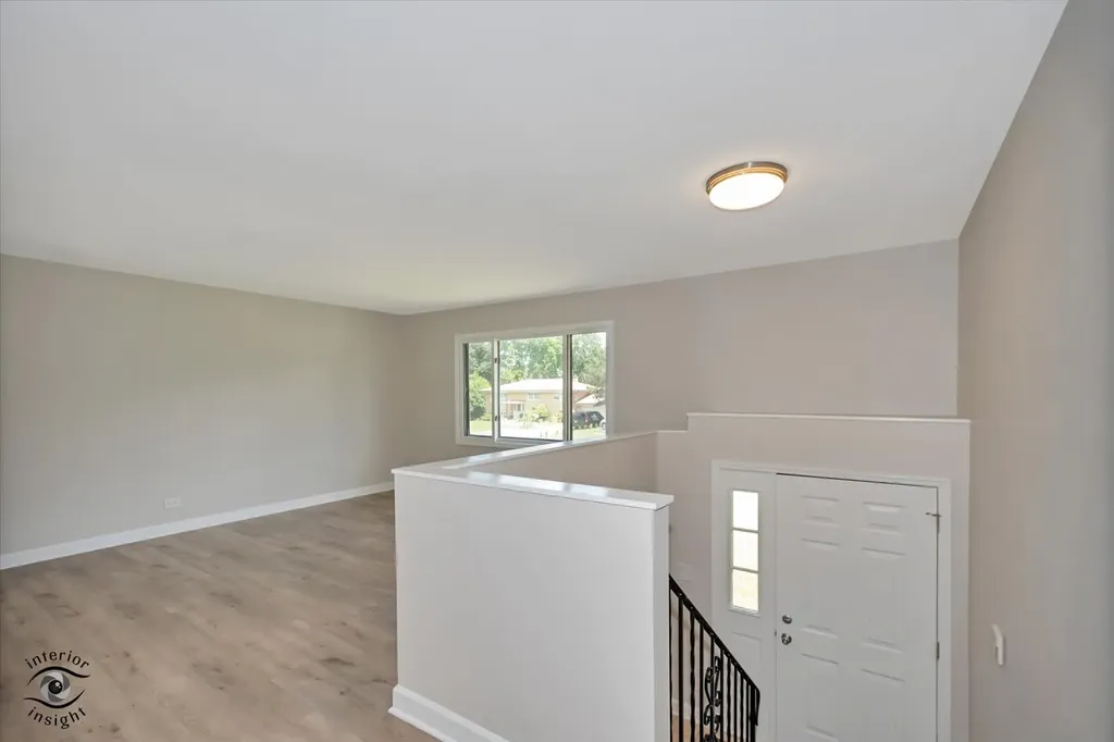 2n314 Euclid Avenue Glen Ellyn IL 60137