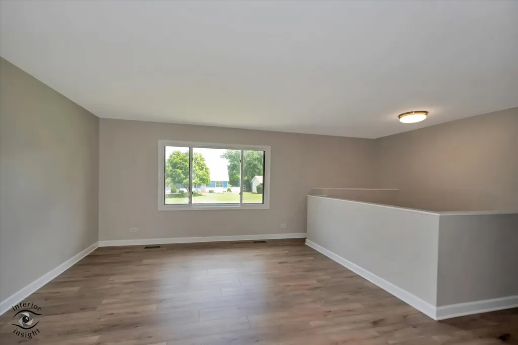 2n314 Euclid Avenue Glen Ellyn IL 60137
