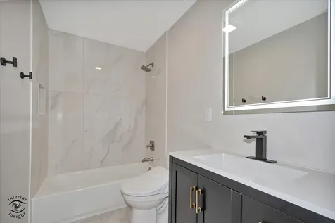 2n314 Euclid Avenue Glen Ellyn IL 60137