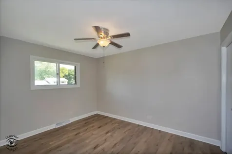 2n314 Euclid Avenue Glen Ellyn IL 60137