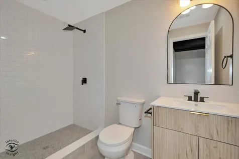 2n314 Euclid Avenue Glen Ellyn IL 60137