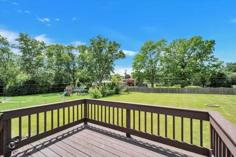 2n314 Euclid Avenue Glen Ellyn IL 60137