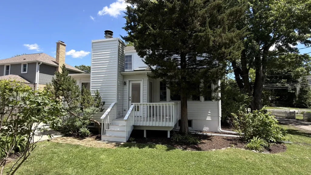 622 North President Street Wheaton IL 60187