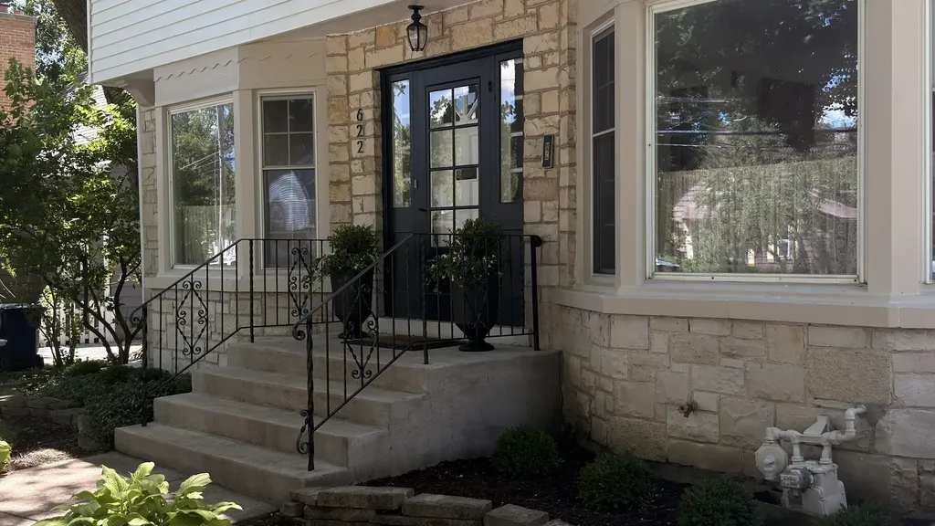 622 North President Street Wheaton IL 60187
