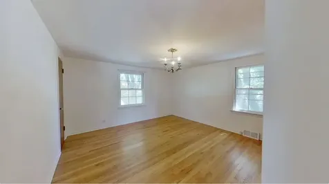 622 North President Street Wheaton IL 60187